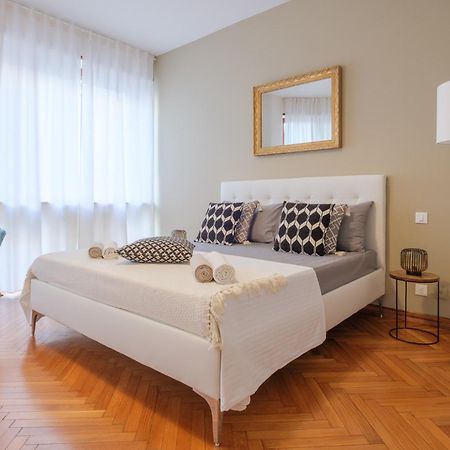 Padova Lux Station Apartment ภายนอก รูปภาพ