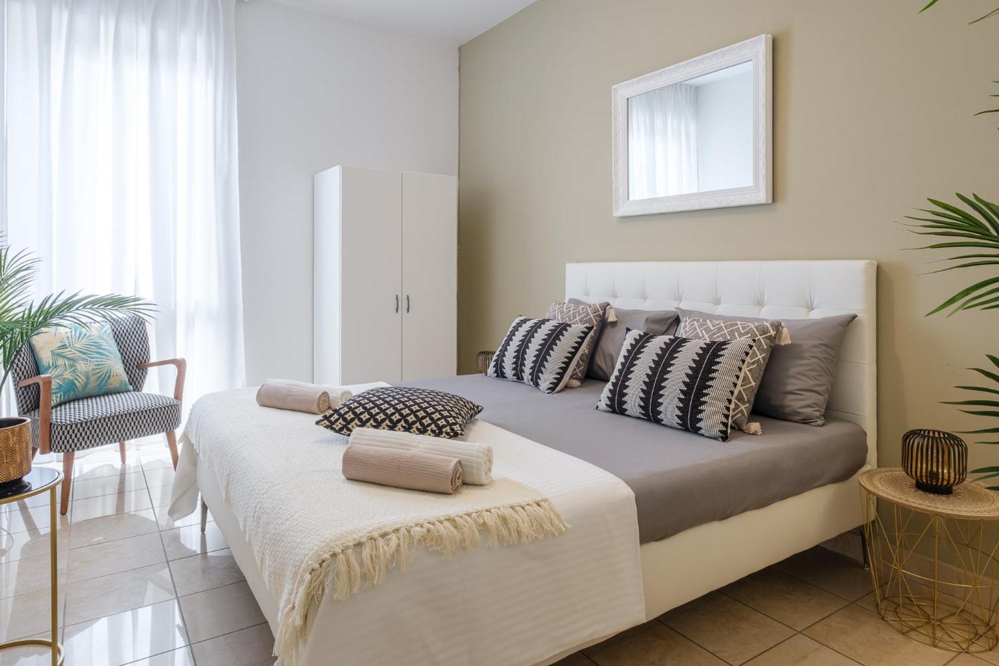 Padova Lux Station Apartment ภายนอก รูปภาพ