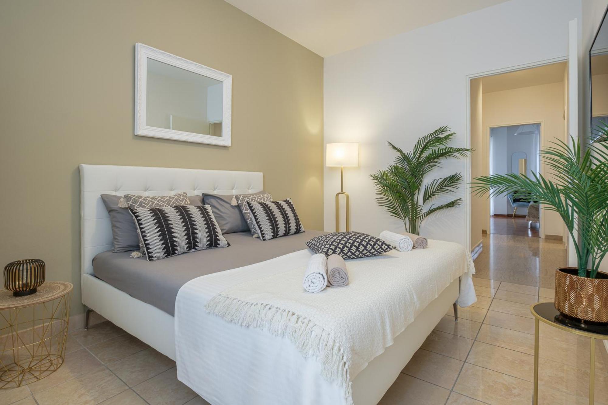 Padova Lux Station Apartment ภายนอก รูปภาพ